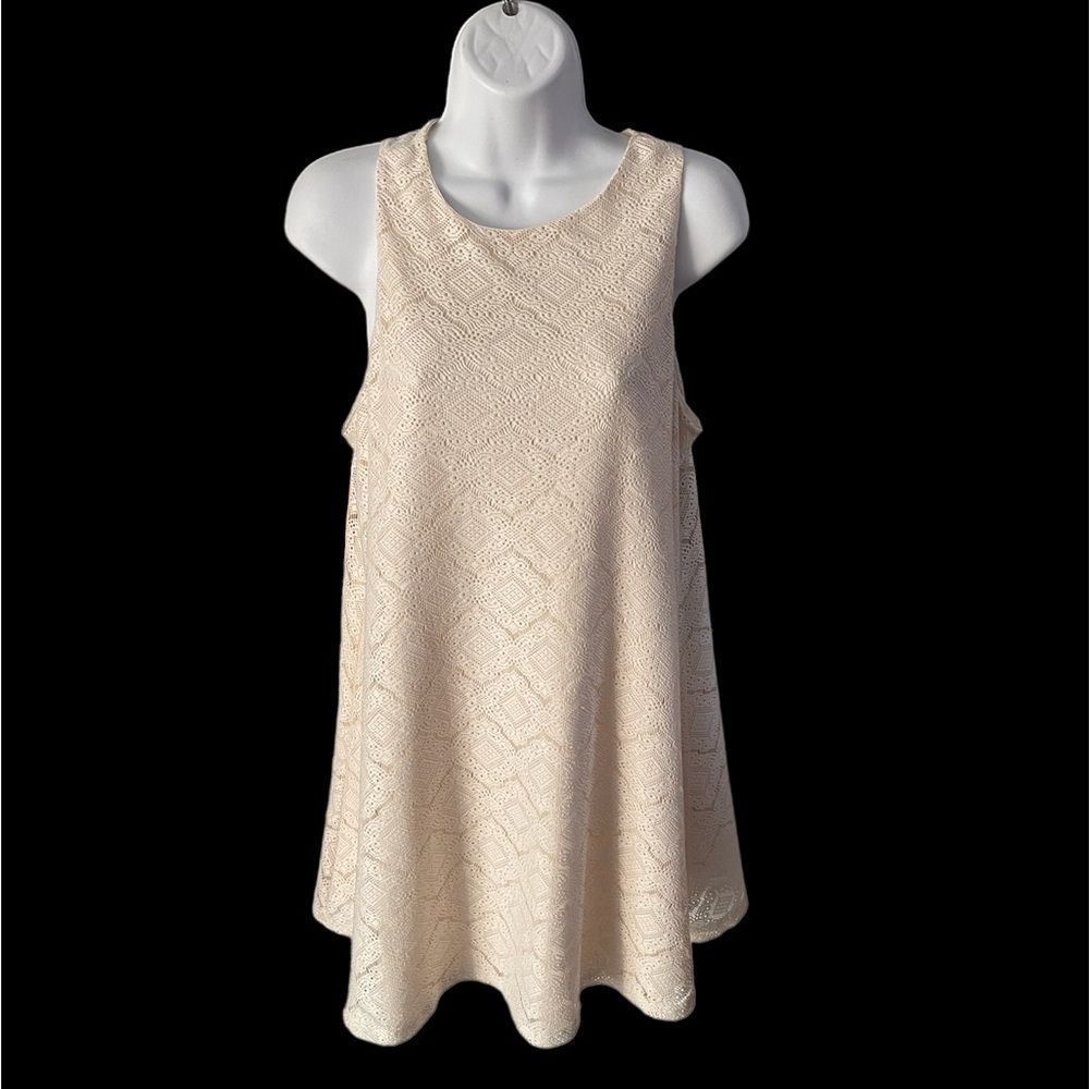 #104 Little ivory laced sleeveless dress by Garage